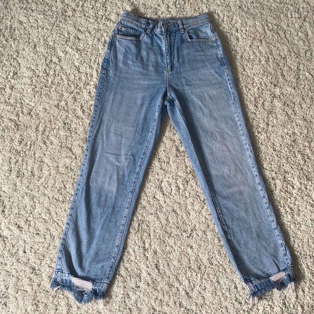light wash, vintage, straight jeans, size 25